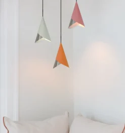 Abat-jour en aluminium doré et orange Cornet - Umage