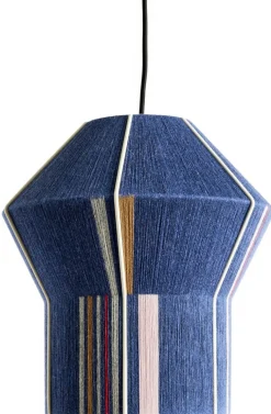 Abat-jour en laine petit bleu Bonbon 310 - HAY
