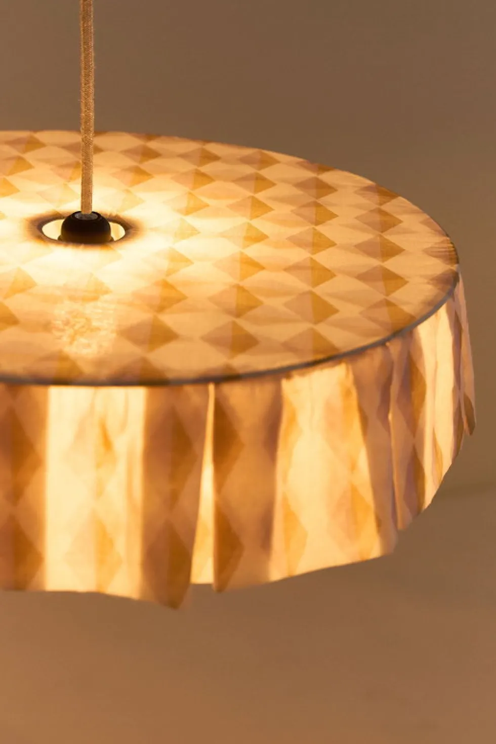 Abat-jour en lin pour suspension arlequin moutarde et lilas 50cm Vibes - Nobodinoz