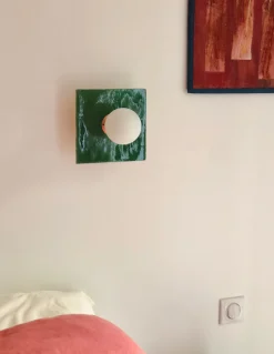Applique murale carrée en aluminium et carreaux de céramique vert 20cm Globe Tile - Carré Coco
