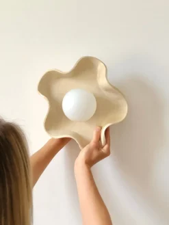 Applique murale en céramique sable et bois 20x11x27cm Jelly - Carré Coco