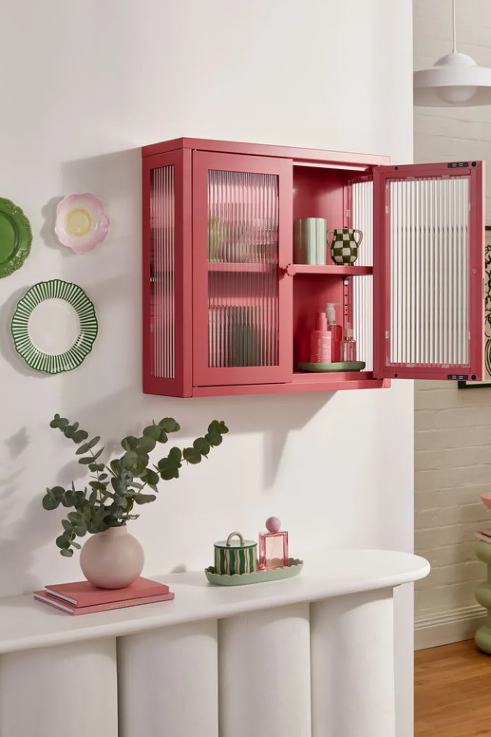 Armoire murale en acier rose baie et verre cannelé 60x18x57cm The Kit - Mustard Made