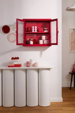 Armoire murale en acier rouge coquelicot et verre cannelé 60x18x57cm The Kit - Mustard Made