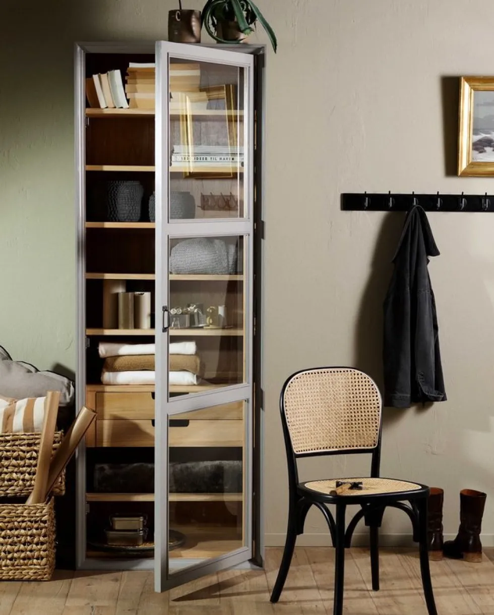 Armoire vitrine en bois gris 76x44x210cm Viva - Nordal