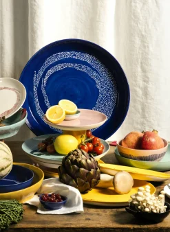Assiette de service bleu avec motif blanc Feast - Serax