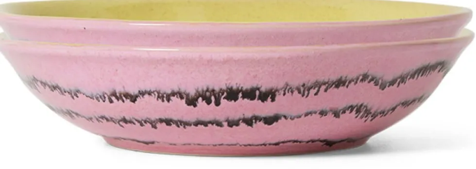 2 Assiettes creuses en grès rose 21,7 x 21 x 4,7 cm Vaisselle 70's - HKLiving