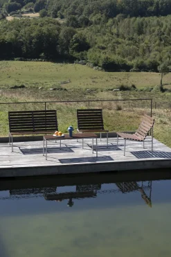 Banc avec accoudoirs en frêne huilé et aluminium 114x52x80cm Traverse - Hay