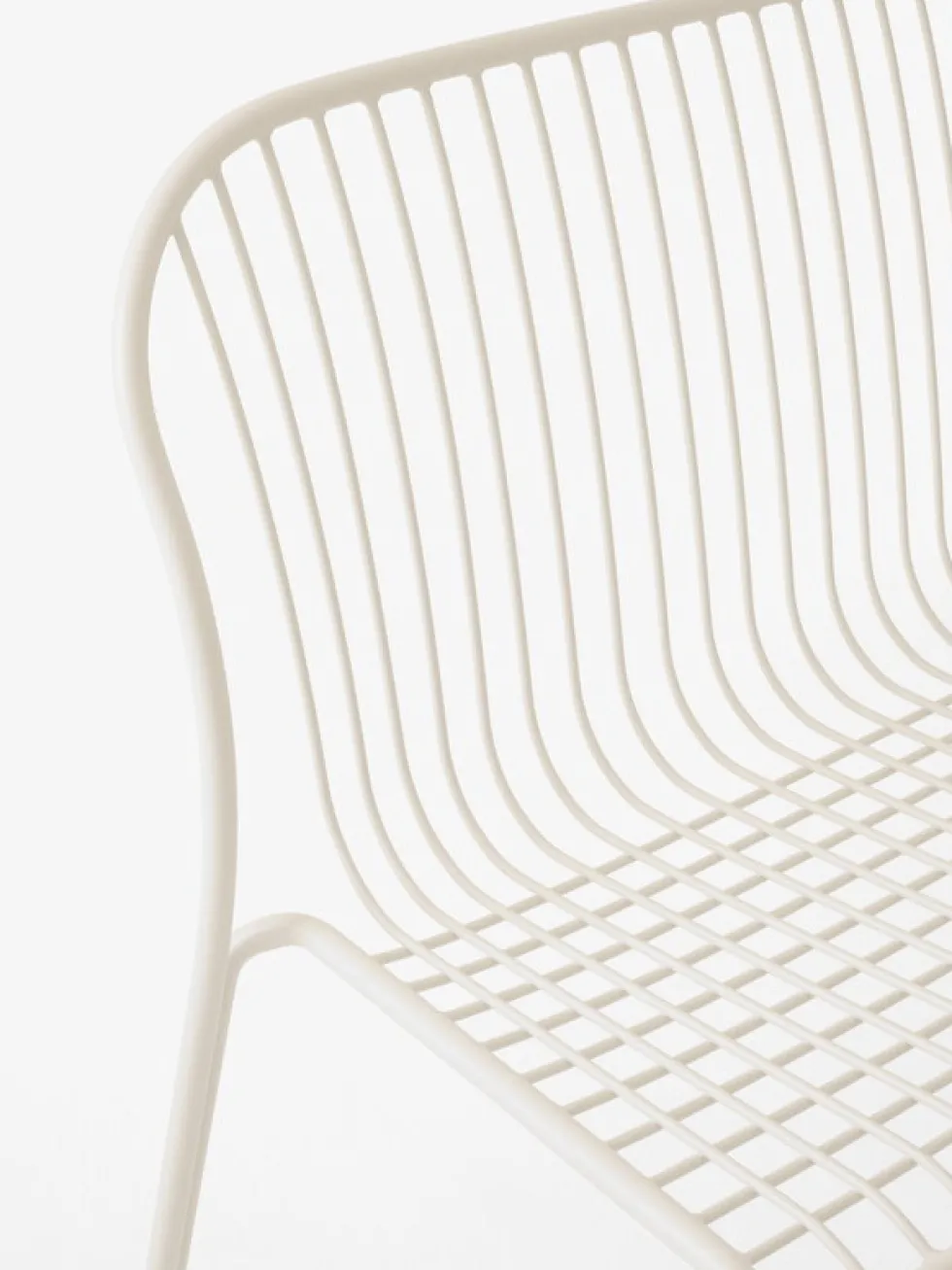 Banc de jardin avec dossier en acier ivoire Thorvald SC111 - &tradition