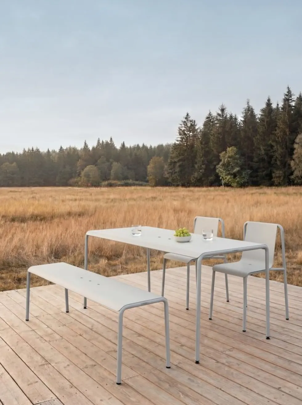 Banc de jardin en acier thermolaqué inoxydable vert forêt 140x42x45cm Panorama - TIPTOE