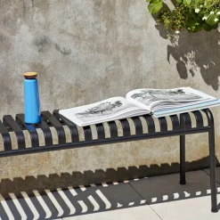 Banc de jardin en métal anthracite Palissade - HAY
