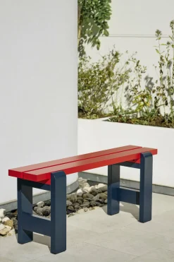 Banc duo en pin laqué vin rouge et bleu métal 111 x 23 x 45 cm Weekday - Hay