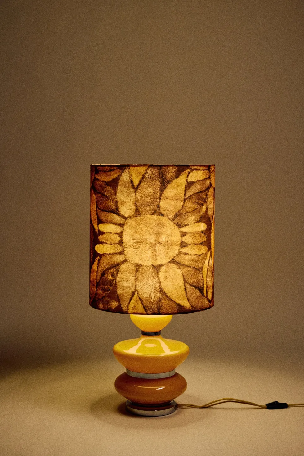 Base de lampe en verre jaune et chrome Bubble Honey - HKLIVING