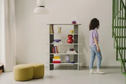 Bibliothèque en acier pebble grey 156cm Hes - noo.ma