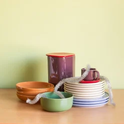 Boîte avec couvercle en poudre de pierre rouge 26 cm Amare- Hübsch