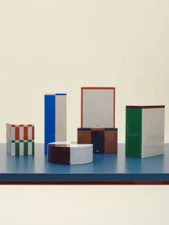 Boîte en fer bleu et blanc cassé damier - HAY