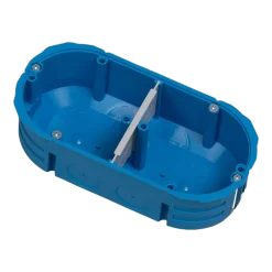 Boîtier d'encastrement standard prise 2G plastique bleu 13 cm - Buster+Punch
