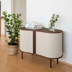 Buffet en chêne foncé et beige Audacious - UMAGE