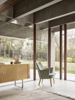 Buffet en chêne huilé et pieds en acier inoxydable 200cm CH825 - Carl Hansen & Søn