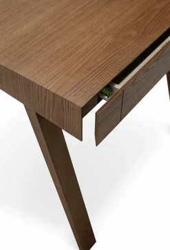 Bureau en bois foncé lituanien 140 cm 4.9 Drawers - Emko