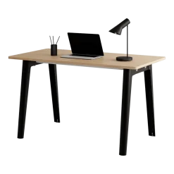 Bureau en chêne éco-certifié 130 x 70 cm piètements noirs New Modern -Tiptoe