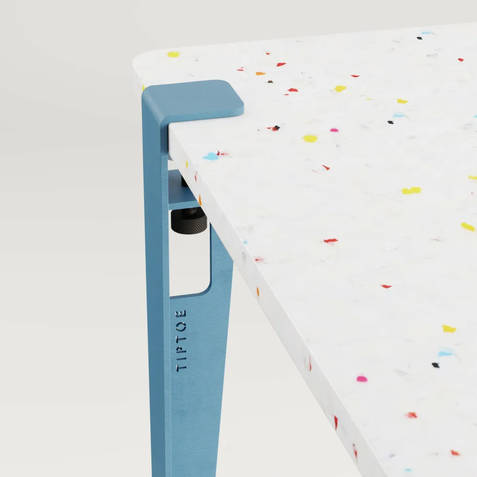 Bureau enfant plastique recyclé 70 x 50 cm bleu Tutti Frutti et tabouret bleu Mini Lou - Tiptoe