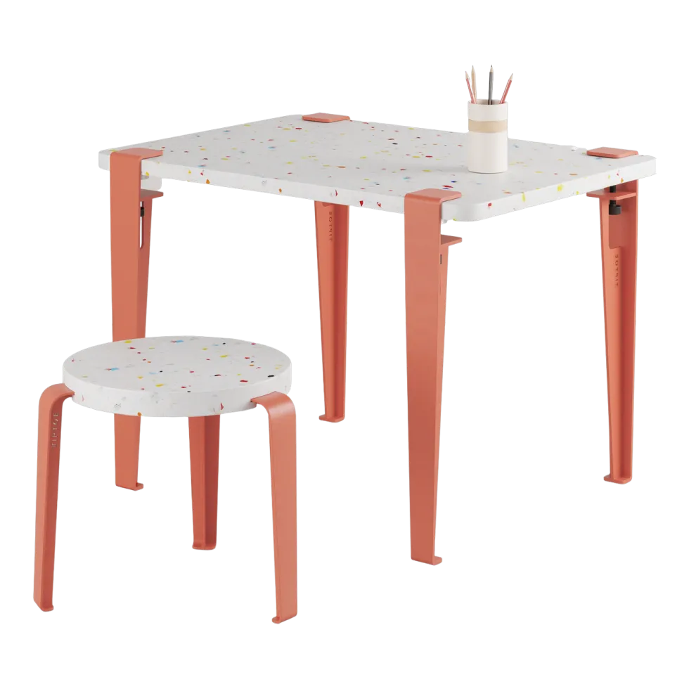 Bureau enfant plastique recyclé 70 x 50 cm rose Tutti Frutti et tabouret rose Mini Lou - Tiptoe