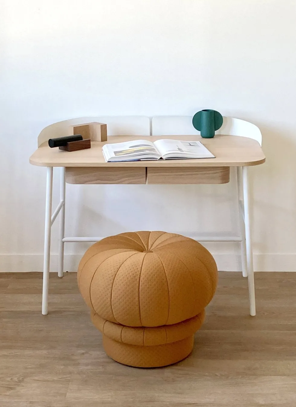 Bureau en placage chêne et métal blanc 100 x 60 x 81,5 cm Victor - Hartô