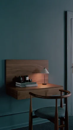 Bureau mural rectangulaire en chêne teinté noir 47x85cm Tana - New Works