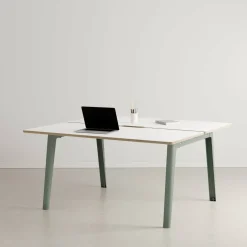Bureau open-space en stratifié blanc 150 x 140 cm piètements gris eucalyptus New Modern - Tiptoe