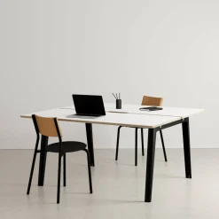 Bureau open-space en stratifié blanc 150 x 140 cm piètements noirs New Modern - Tiptoe