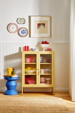 Cabinet en acier jaune beurre et verre cannelé 74x40x100cm The Mixer - Mustard Made