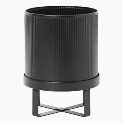 Cache-pot en acier noir Bau Pot - Ferm Living