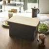 Caisse à pain noire avec porte-couteau Tower - Yamazaki