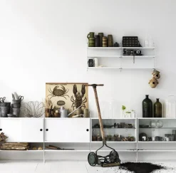Caisson en noyer 2 portes coulissantes en verre - String furniture