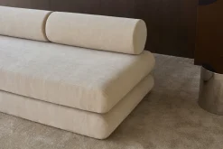 Canapé convertible avec deux coussins ronds en polyester recyclé beige 200x90x65cm Circlus - Inovation Living