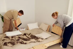 Canapé convertible avec 2 dossiers, tables d'appoints, matelas beige Social sofa bed - Karup Design