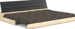 Canapé convertible en pin noir 196x166cm avec son futon mellow brown Base - Karup Design