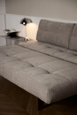 Canapé convertible en polyester beige et pied en chêne foncé 202x65cm Eilis - Innovation Living