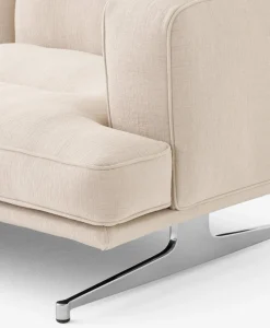 Canapé d'angle en tissu cifrado 221 et pieds en aluminium poli 280cm Inland AV41 - &tradition