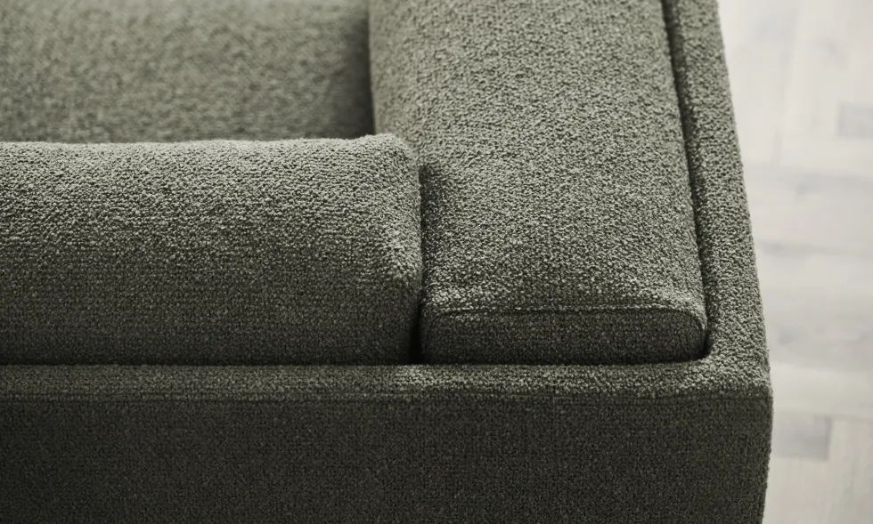 Canapé d'angle 3 unités avec méridienne tissu monza bouclé vert sea et noyer huilé Cosy - Bolia