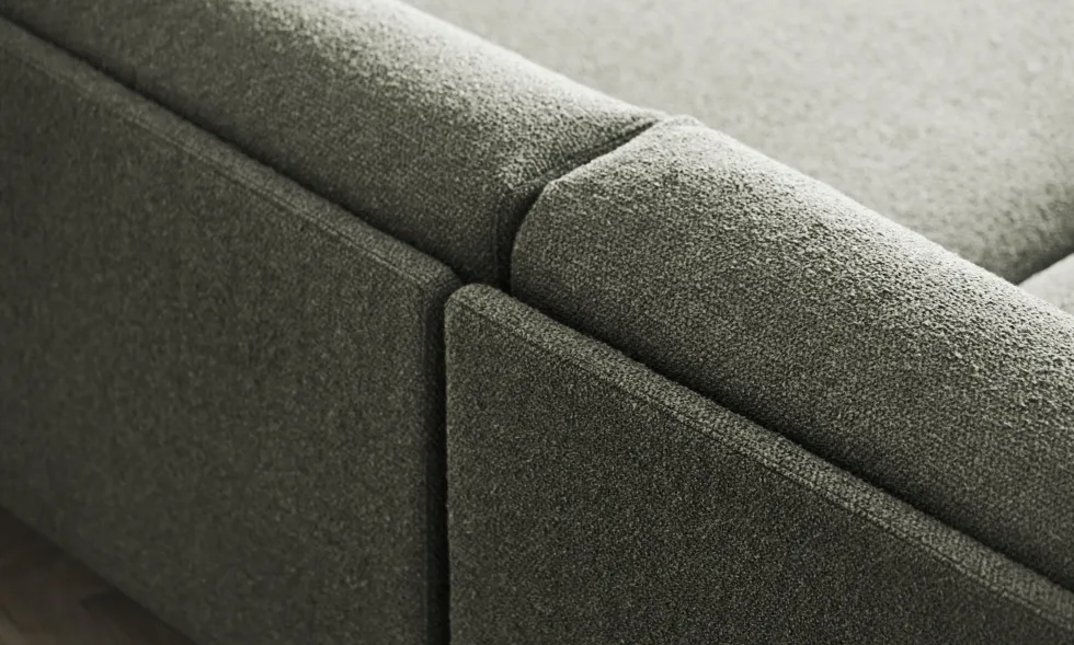 Canapé d'angle 3 unités avec méridienne tissu monza bouclé vert sea et noyer huilé Cosy - Bolia