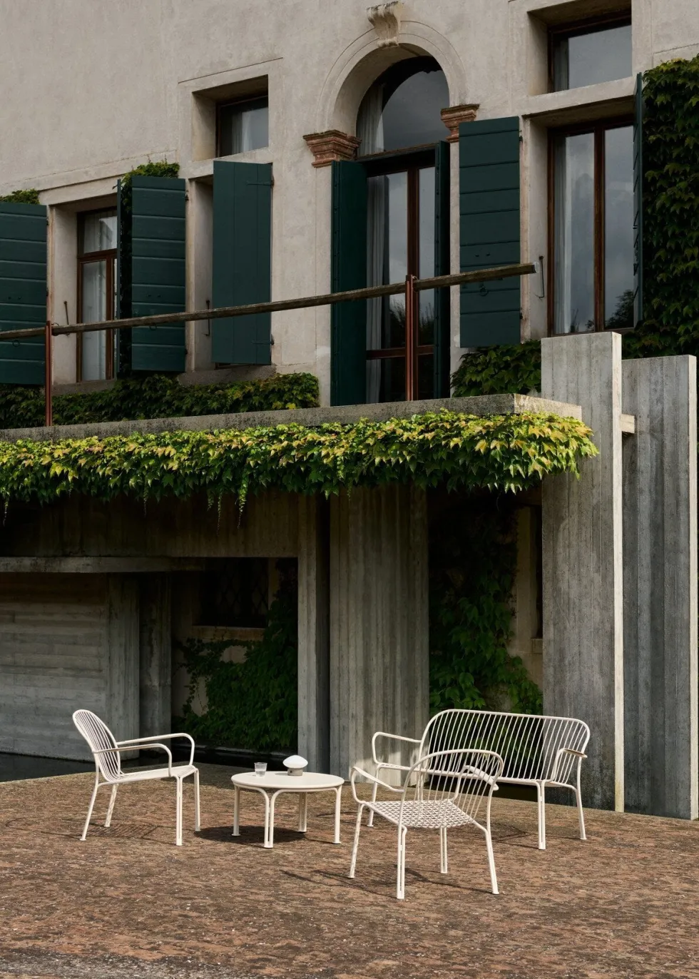 Canapé de jardin avec dossier et accoudoirs en acier vert bronze Thorvald SC110 - &tradition