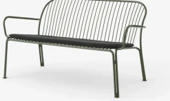 Canapé de jardin avec dossier et accoudoirs en acier vert bronze Thorvald SC110 - &tradition