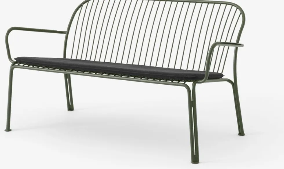 Canapé de jardin avec dossier et accoudoirs en acier vert bronze Thorvald SC110 - &tradition