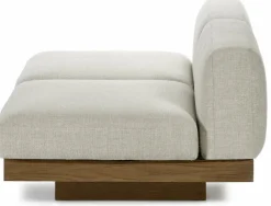 Canapé deux places en bois cognac et coussins blancs os 193 x 115 x 72 cm Rudolph - Serax