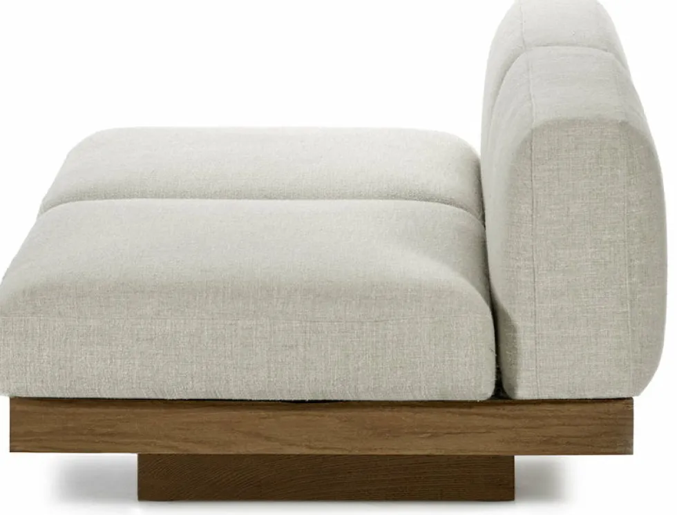 Canapé deux places en bois cognac et coussins blancs os 193 x 115 x 72 cm Rudolph - Serax