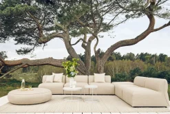 Canapé d'extérieur lounge deux sièges en tissu sand brezza et chêne huilé Arke - Bolia