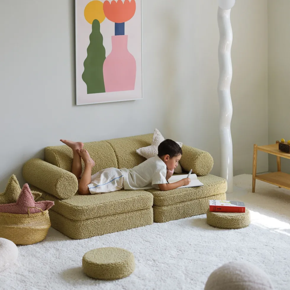 Canapé dépliable en sherpa bouclé matcha 136x78x40cm Settle - Wigiwama