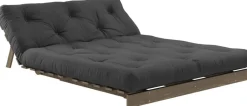 Canapé-lit en pin carob brown et tissu gris foncé 140 x 200 cm Roots - Karup Design