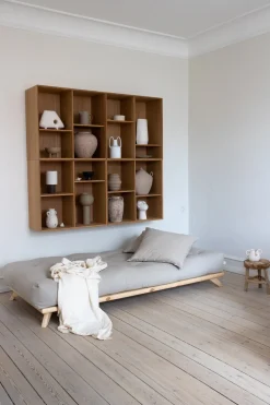 Canapé 2 places en pin et matelas beige 200x90cm Senza - Karup Design